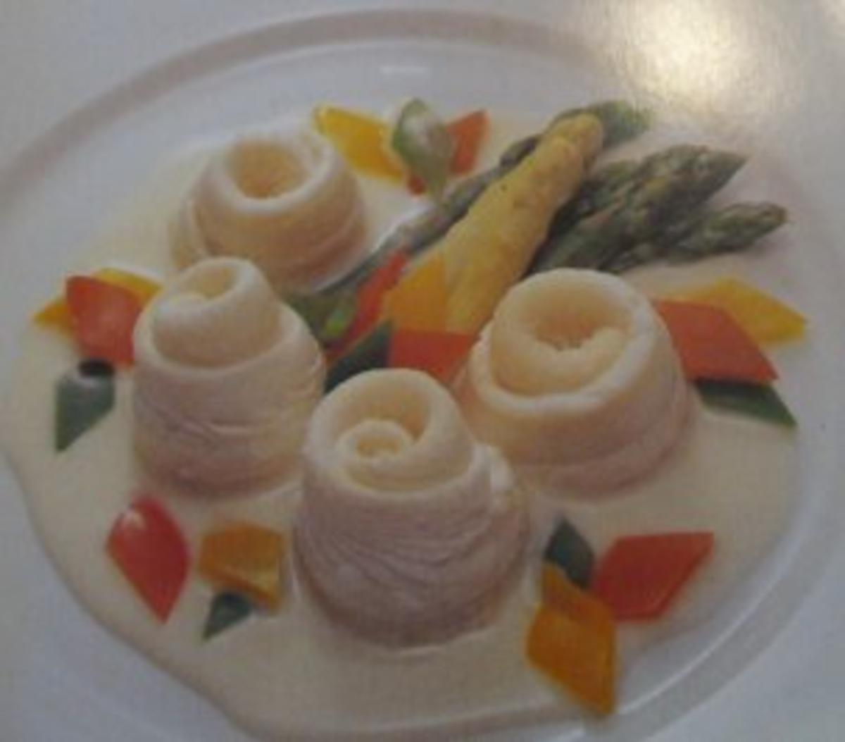 Schollenröllchen mit Paprikagemüse - Rezept - kochbar.de