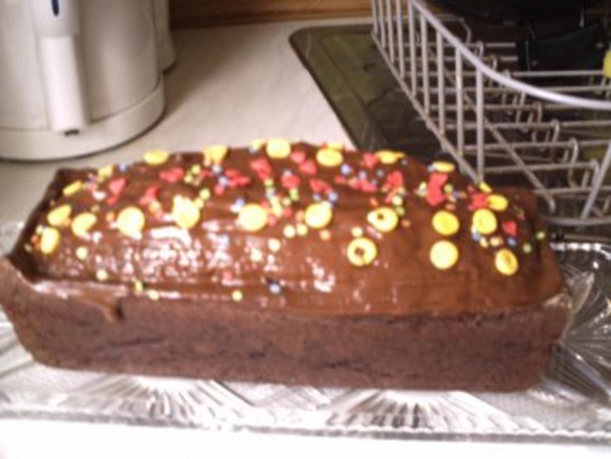 Bilder für Schokoladenkuchen mit Butter oder Margarine und Zucker - Rezept