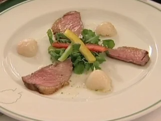 Salat aus Brunnenkresse mit Ente und Litschi - Rezept