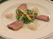 Rezept: Salat aus Brunnenkresse mit Ente und Litschi Salat aus Brunnenkresse mit Ente und Litschi - Rezept