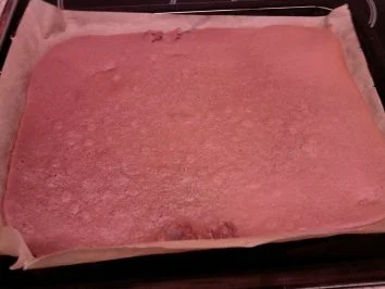 Rezept: Biskuitrolle mit Schoko-Sahne Bild Nr. 5 Biskuitrolle mit Schoko-Sahne - Rezept - Bild Nr. 5