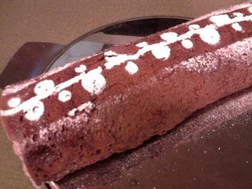 Rezept: Biskuitrolle mit Schoko-Sahne Bild Nr. 10 Biskuitrolle mit Schoko-Sahne - Rezept - Bild Nr. 10