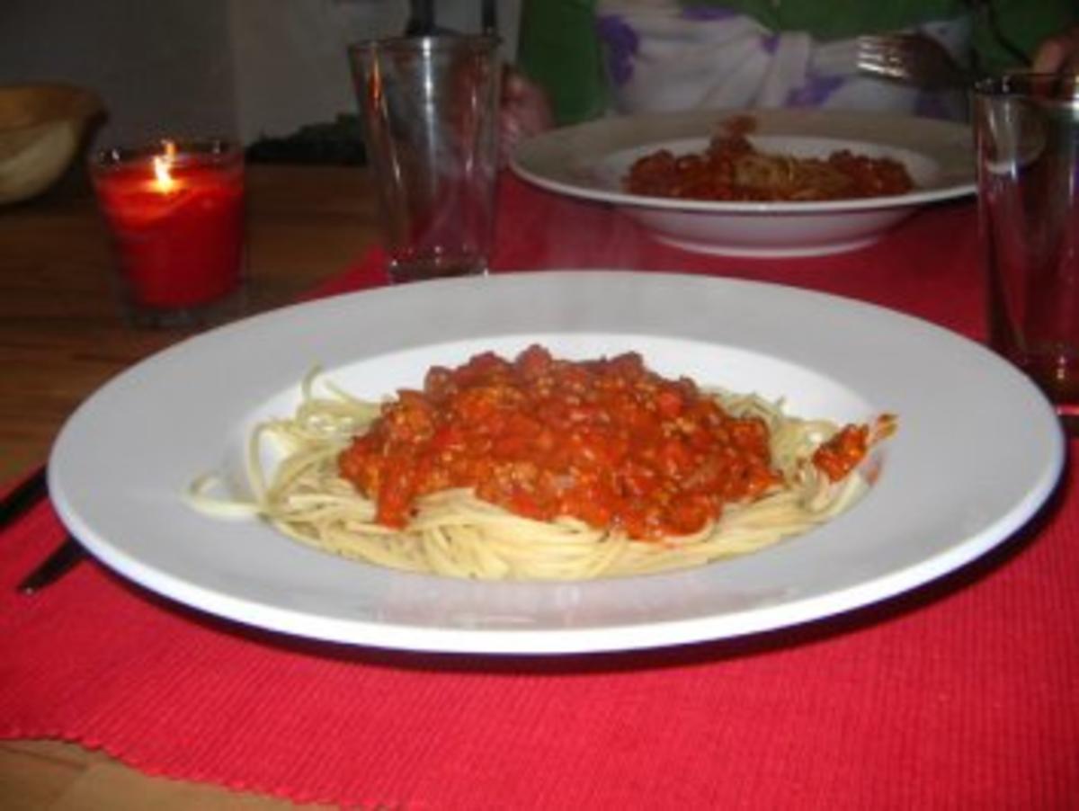 Spaghetti  Bolognese - Rezept - Bild Nr. 4
