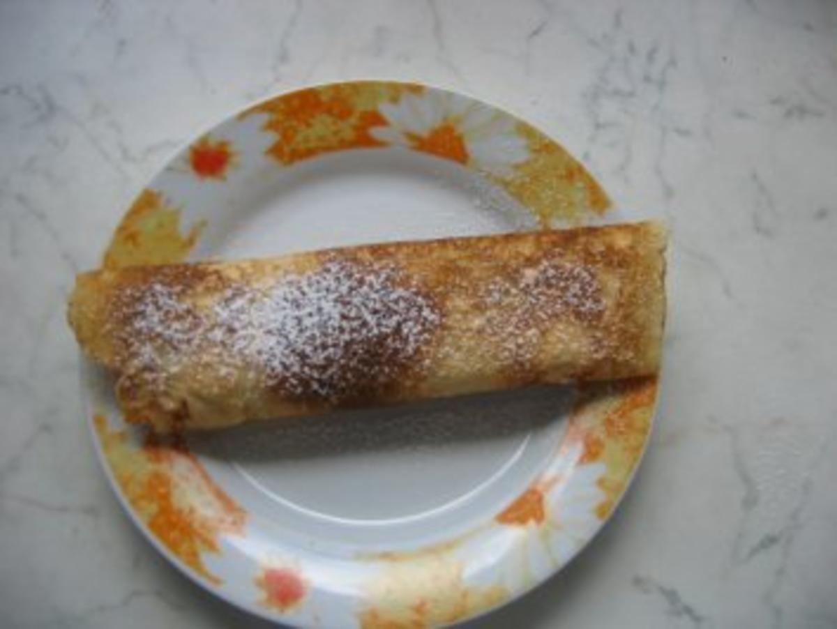 Pfannkuchen mit Erdbeersahne - Rezept mit Bild - kochbar.de