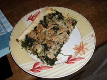 Pizza mit Thunfisch und Blattspinat - Rezept - Bild Nr. 7