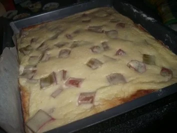 Rhabarber-Topfen-Kuchen - Rezept