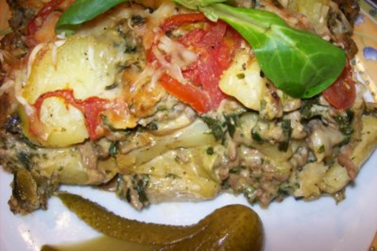Aus dem Backofen - Hackfleisch-Kartoffel-Auflauf - Rezept - kochbar.de