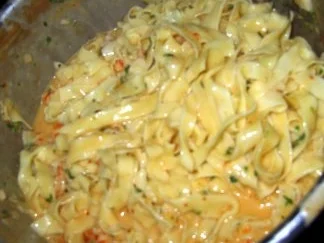 Tagiatelle mit pikanter Flusskrebssauce - Rezept - Bild Nr. 9