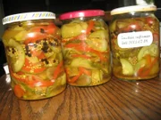 Einmachen: Süß-sauer eingelegte Zucchini - Rezept