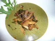 Rezept: SUPPE/GEMรSE:Spinatsuppe mit gebratenem Spargel SUPPE/GEMรSE:Spinatsuppe mit gebratenem Spargel - Rezept