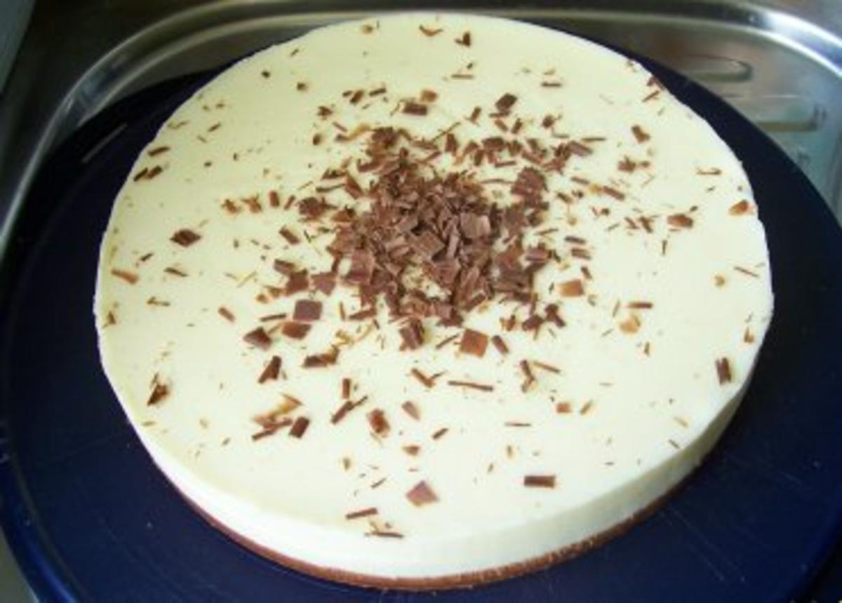 Backen: Weiße Schoko-Trüffel-Torte - Rezept - Bild Nr. 3