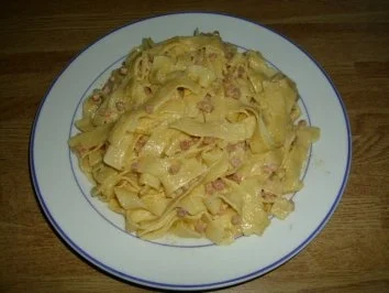 Rezept: Dicke Schinken-Sahne Nudeln Dicke Schinken-Sahne Nudeln - Rezept