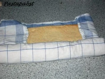 Zitronenquark-Biskuitrolle - Rezept - Bild Nr. 6