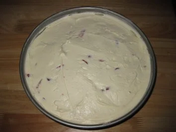 Erdbeerquarktorte mit Karamellguss - Rezept - Bild Nr. 9