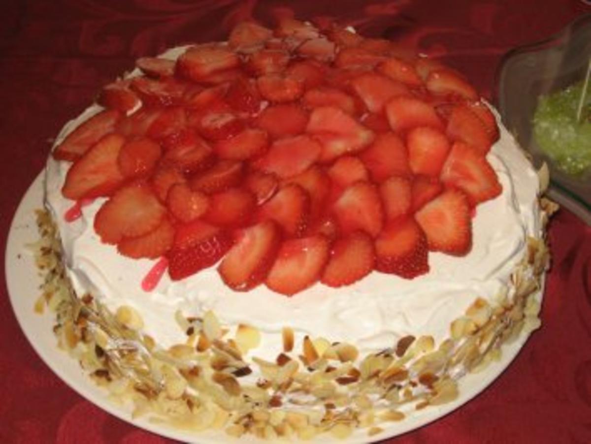 Torte - Cremiges aus Erdbeeren - Rezept - Bild Nr. 8