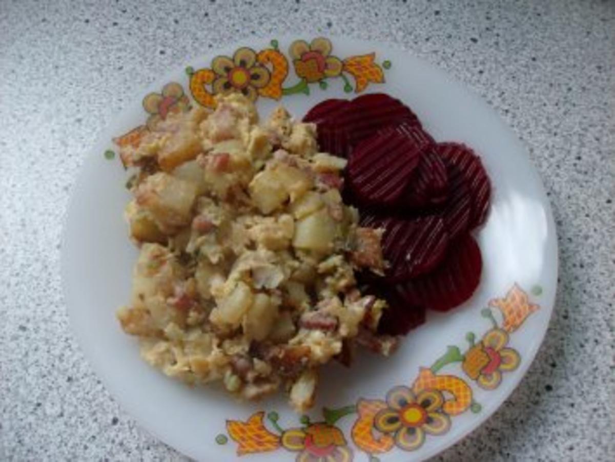 Bratkartoffeln Mit Ei Und Rote Bete - Rezept - Kochbar.de