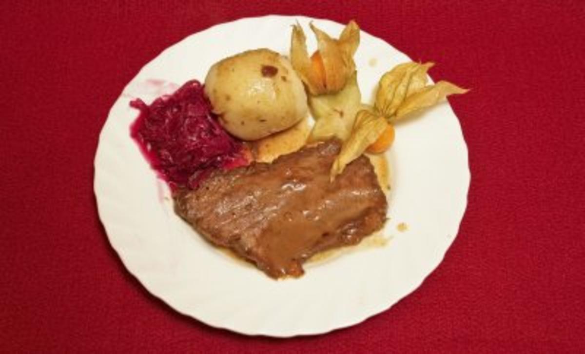 Bilder für Rheinischer Sauerbraten mit Printen, dazu Knödel halb und halb mit Rotkohl (Willi Herren) - Rezept