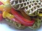 Grüne Waffeln mit Paprika - Rezept