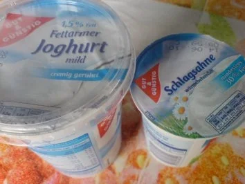 Pfefferminzcreme mit Erdbeeren - Rezept - Bild Nr. 5