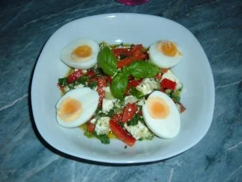 Rezept: Salate : Frühlingszwiebel-Paprika Salate : Frühlingszwiebel-Paprika - Rezept
