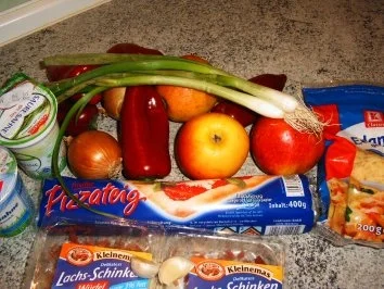 Rezept: Paprika-Zwiebel -Apfelkuchen Bild Nr. 2 Paprika-Zwiebel -Apfelkuchen - Rezept - Bild Nr. 2