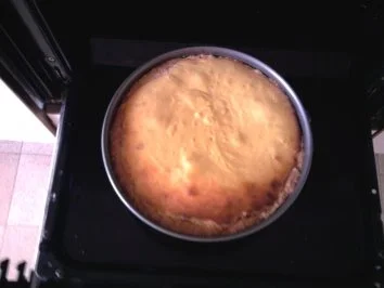 Rezept: Käse-Kirsch-Kuchen Bild Nr. 9 Käse-Kirsch-Kuchen - Rezept - Bild Nr. 9