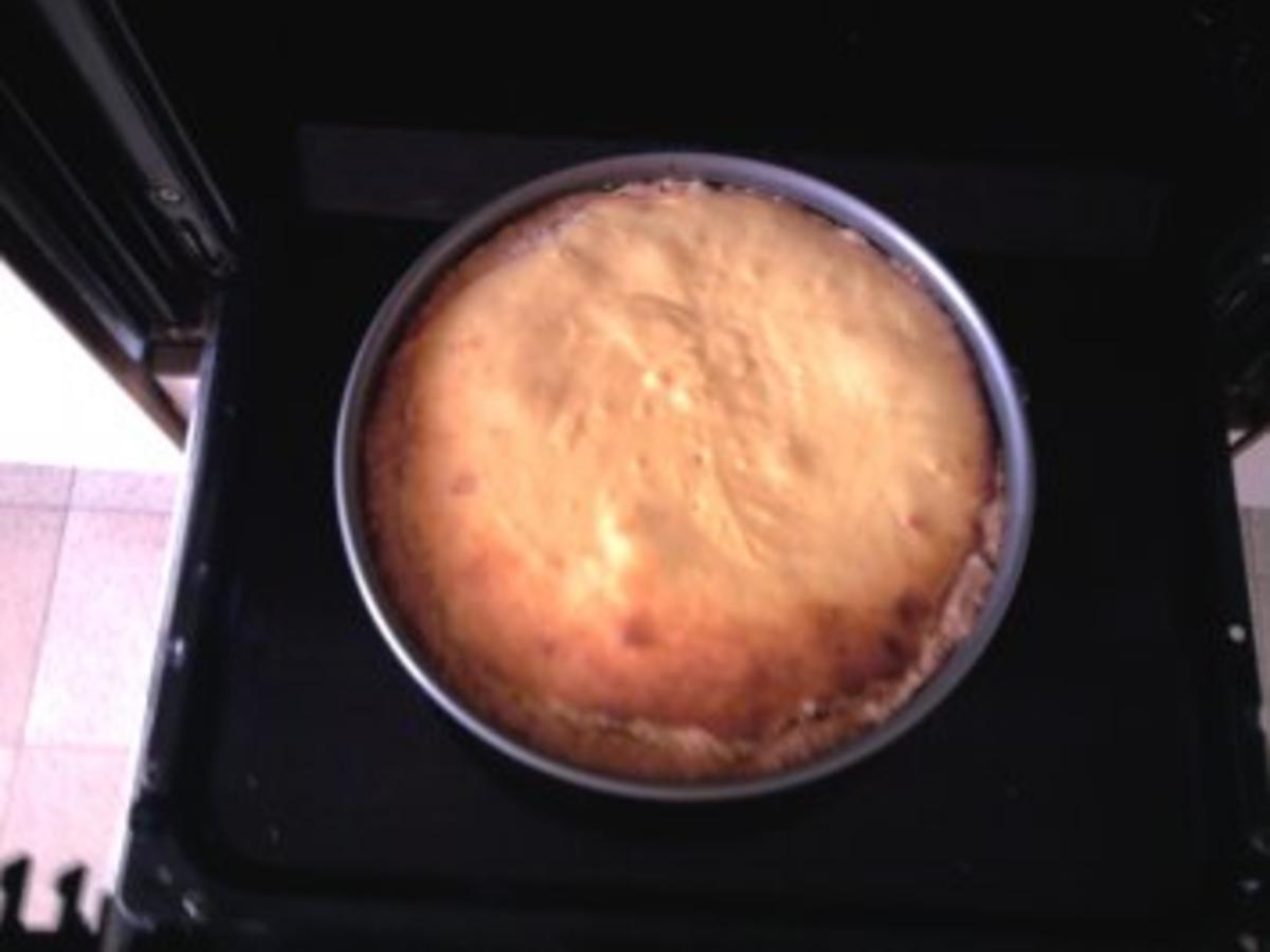 Käse Kirsch Kuchen - schnell & einfach - von sumueki Käse Kirsch Kuchen - schnell & einfach - von sumueki