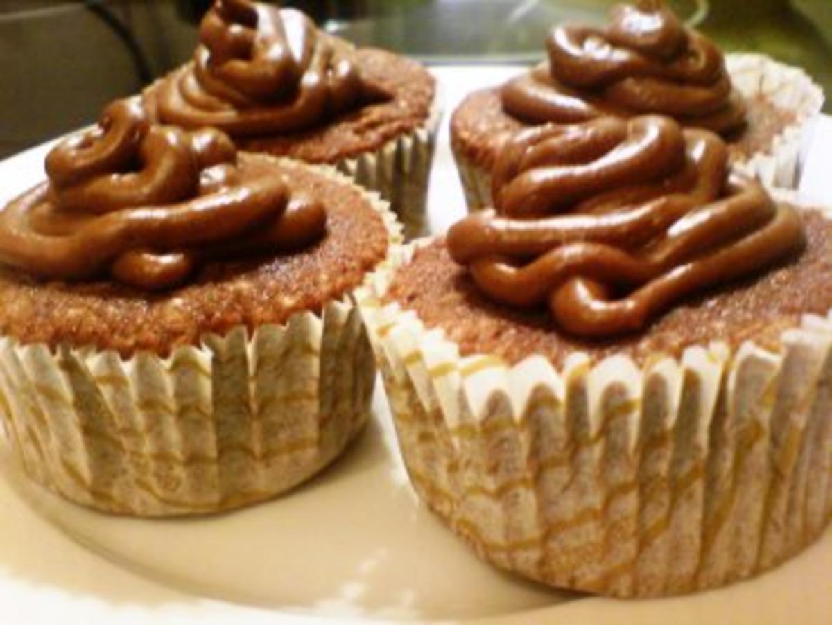 Chocolate Cupcakes mit Schoko-Frosting - Rezept - Bild Nr. 2