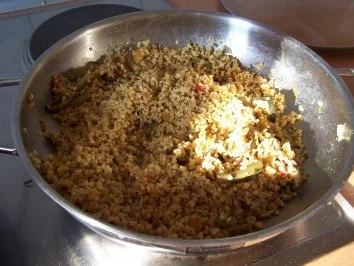 Beilage: Bulgur mit Gemüse und Curry - Rezept
