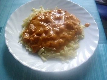 Rezept: kurze Bandnudeln mit Frischkäsesoße kurze Bandnudeln mit Frischkäsesoße - Rezept