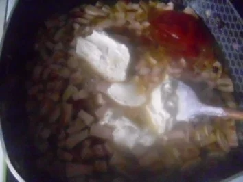 Rezept: kurze Bandnudeln mit Frischkäsesoße Bild Nr. 4 kurze Bandnudeln mit Frischkäsesoße - Rezept - Bild Nr. 4