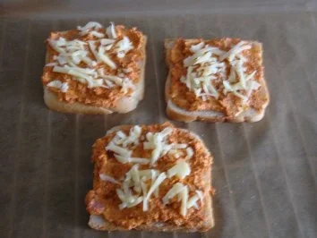 Rezept: Pizza-Hörnchen Bild Nr. 6 Pizza-Hörnchen - Rezept - Bild Nr. 6