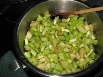 Rhabarberkompott mit Baiser - Rezept - Bild Nr. 2