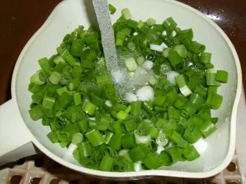 Pastasoße...Meine schnelle Käsesoße mit Frühlingszwiebeln - Rezept - Bild Nr. 5