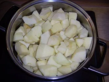 Rezept: Apfel-Streusel-Kuchen Bild Nr. 3 Apfel-Streusel-Kuchen - Rezept - Bild Nr. 3