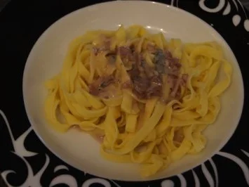 Rezept: Tagliatelle in Gorgonzola-Sahne-Sauce Tagliatelle in Gorgonzola-Sahne-Sauce - Rezept