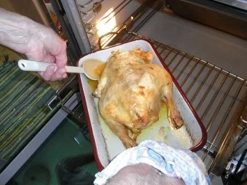 Rezept: Gefülltes Hendl aus Omas Schatzkiste Bild Nr. 3 Gefülltes Hendl aus Omas Schatzkiste - Rezept - Bild Nr. 3