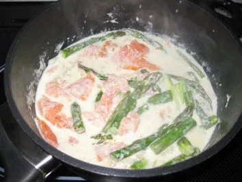 ♥  Kartoffelpuffer mit Spargel-Lachs-Ragout  ♥  Bilder sind ON ! - Rezept - Bild Nr. 10