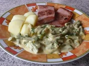 Gemüse: Grüner Spargel in Zitronen-Sahnesoße - Rezept