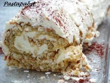 Rezept: Kokos-Biskuit-Rolle Kokos-Biskuit-Rolle - Rezept