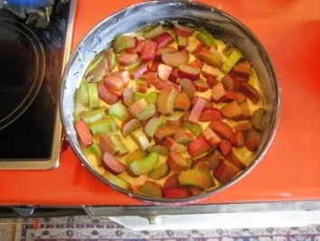 Rhabarbertorte mit Streusel - Rezept - Bild Nr. 7