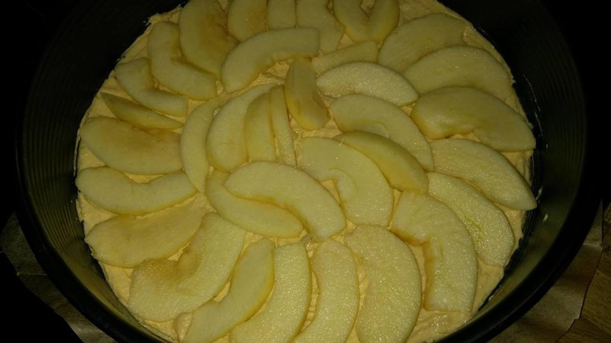 Glasierter Apfel-Käsekuchen - Rezept - Bild Nr. 5260