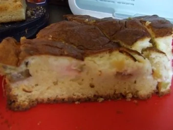 Rezept: Rhabarber-Apfel-Kuchen mit Eierschecke Bild Nr. 3 Rhabarber-Apfel-Kuchen mit Eierschecke - Rezept - Bild Nr. 3