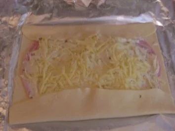 Blätterteig-Schinken-Käse-Röllchen - Rezept - Bild Nr. 3