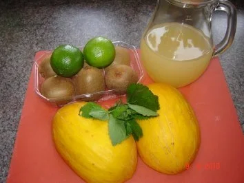 Rezept: Drink : Grüne Melone Bild Nr. 2 Drink : Grüne Melone - Rezept - Bild Nr. 2