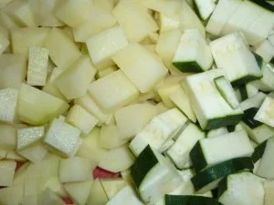 Kartoffel-Zucchini-Suppe "Orange"  mit Mettwursteinlage - Rezept - Bild Nr. 3