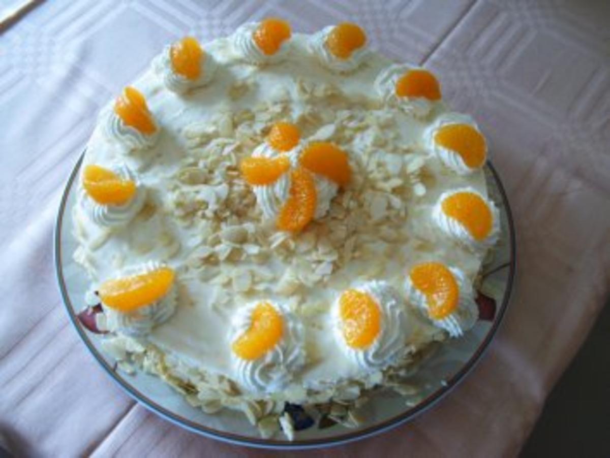 Quark-Sahne-Torte mit Mandarinen - Rezept