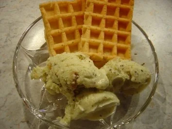 Rezept: Kiwi - Eierlikör - Walnuss - Eis Bild Nr. 2 Kiwi - Eierlikör - Walnuss - Eis - Rezept - Bild Nr. 2