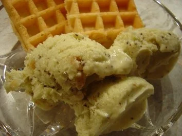 Rezept: Kiwi - Eierlikör - Walnuss - Eis Kiwi - Eierlikör - Walnuss - Eis - Rezept