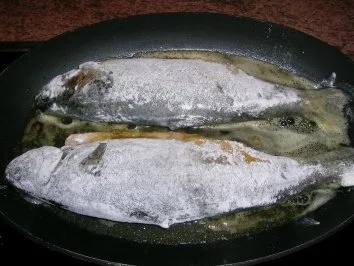 Rezept: Forelle gebraten mit Knoblauch "Die Duftende" - so mögen wir sie am liebsten - Bild Nr. 3 Forelle gebraten mit Knoblauch "Die Duftende" - so mögen wir sie am liebsten - - Rezept - Bild Nr. 3